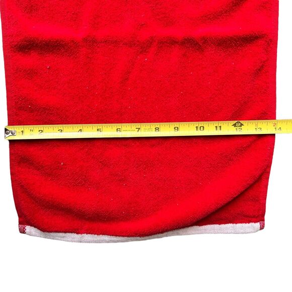 Set of 2 Red Christmas Bathroom Hand Towels Decorative Embroidered Santa Belt - Picture 7 of 8